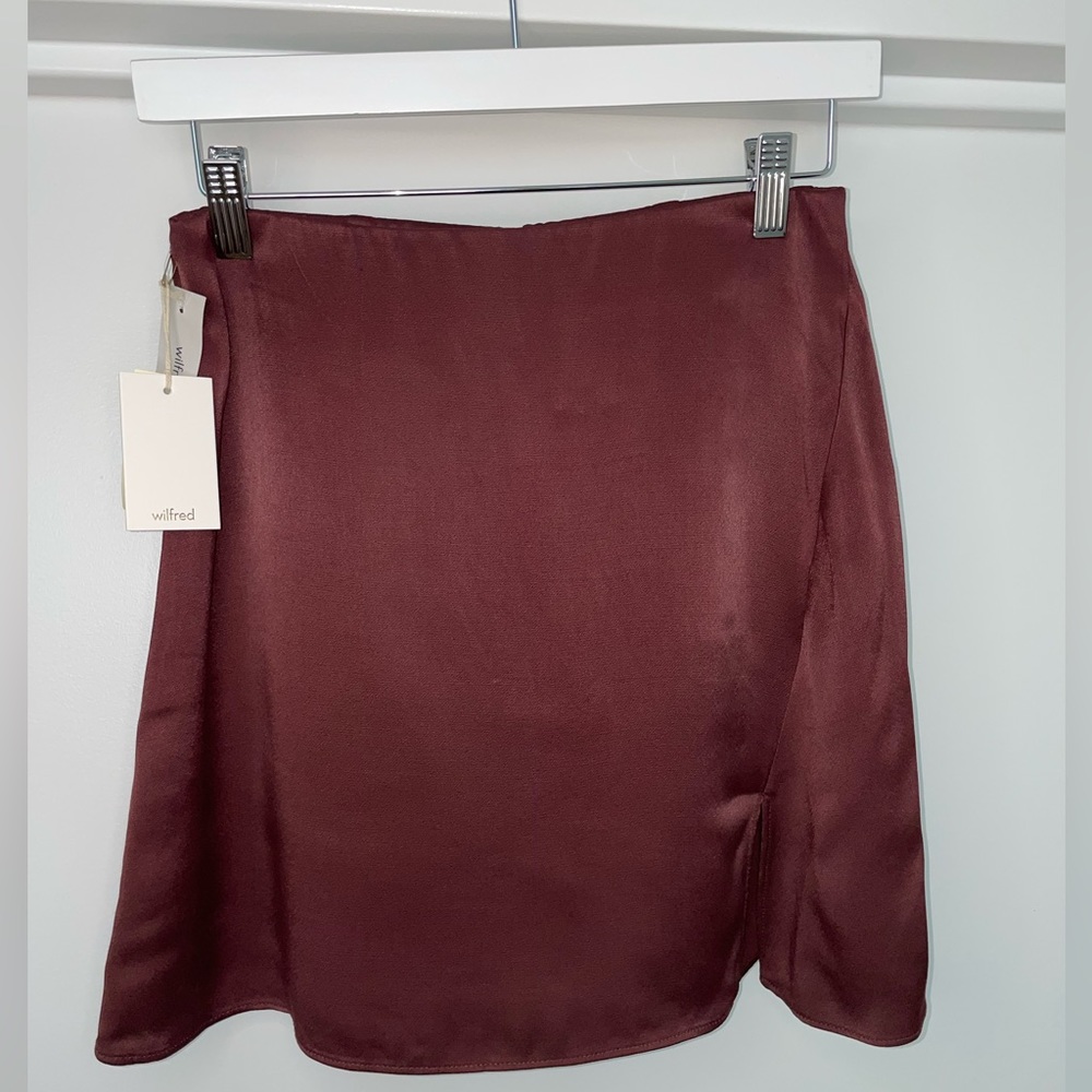 Reformation Margot Skirt size 4 US (color wine/burgundy)